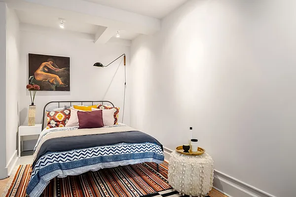 Sold by Compass | media 16