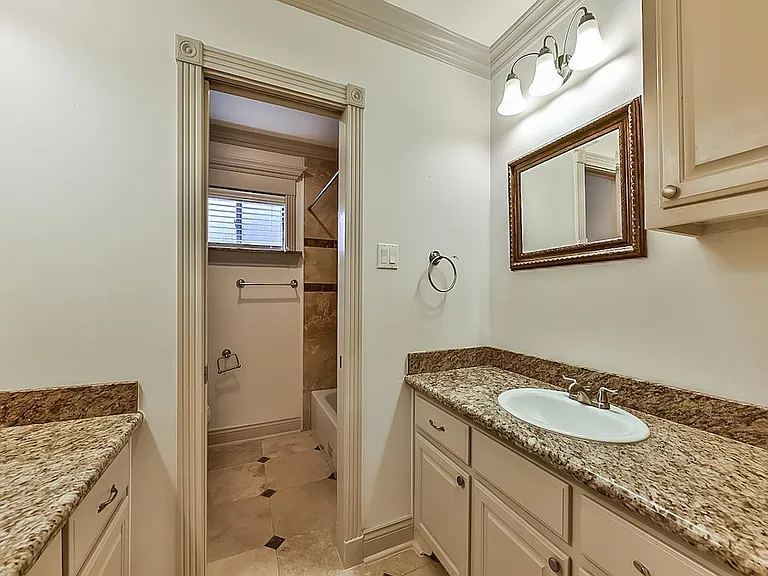 5238 Ariel St — Photo 17