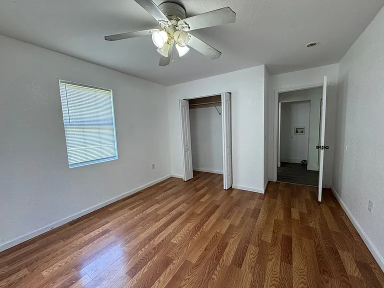 849 NE Maple Ln — Photo 14