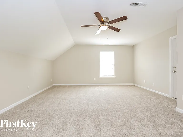 1934 Shafer Dr — Photo 8