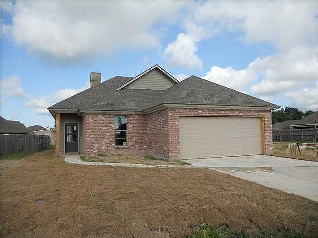 1st image of 104 Country Mile Dr