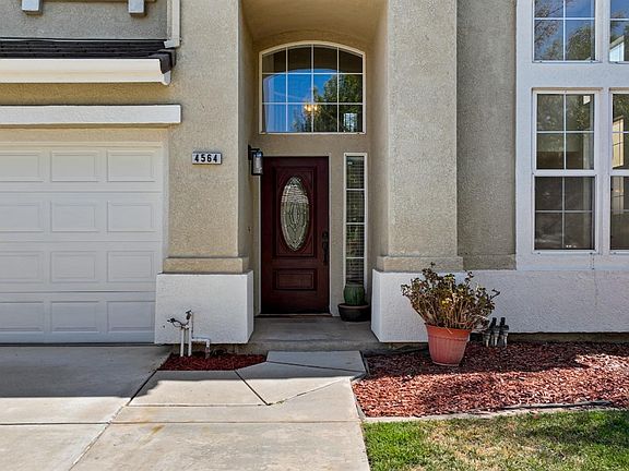 3rd image of 4564 Destiny Dr