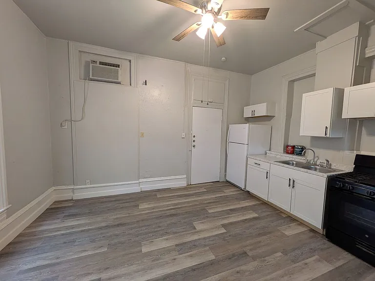 822 E Carson St #7 — Photo 12