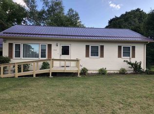 402 Lull St, Postville, IA 52162