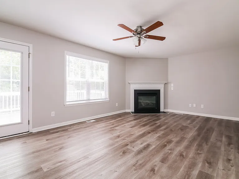 6532 Austin Creek Dr — Photo 4