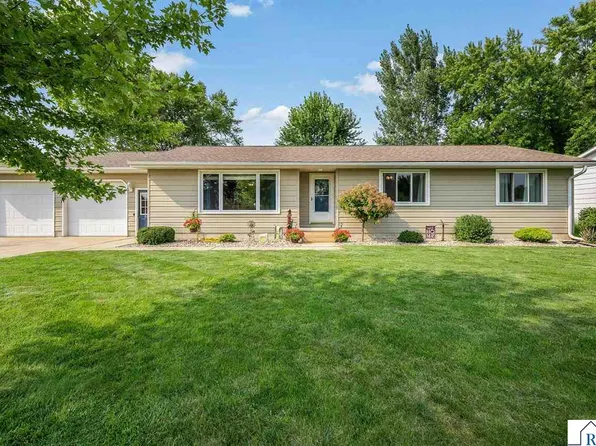 511 2nd Ave SW, Winnebago, MN 56098