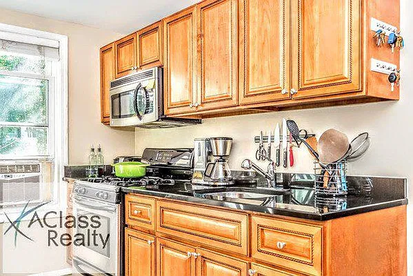 Rented by A Class Realty International | media 23