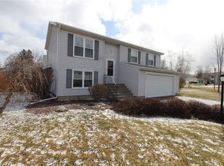 9458 Birch Tree Rd, Brewerton, NY 13029