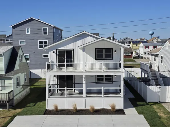 108 12th St N #B, Brigantine, NJ 08203
