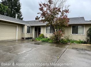 2246 Vallejo St, Santa Rosa, CA 95404