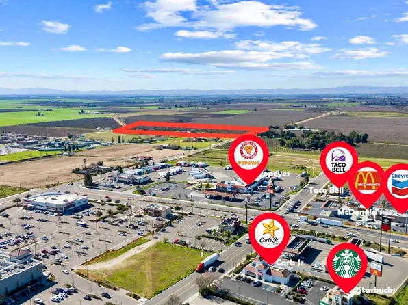 14127 Vinewood Ave, Livingston, CA 95334