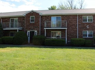 14 Kingswood Dr APT C1, Abington, MA 02351