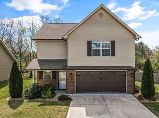 720 Hunter Crest Rd, Maryville, TN 37803