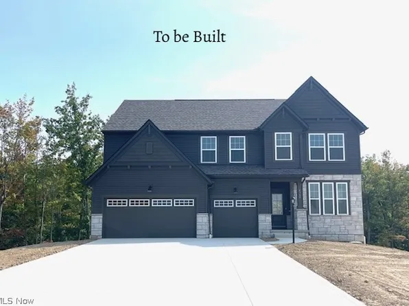 26317 Grandview Dr, Olmsted Falls, OH 44138