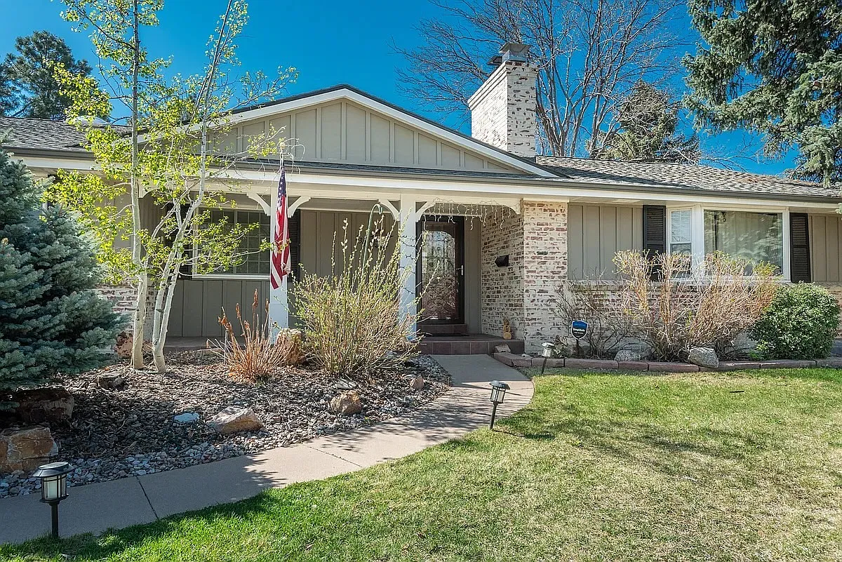 2306 Orchard Ln — Photo 1