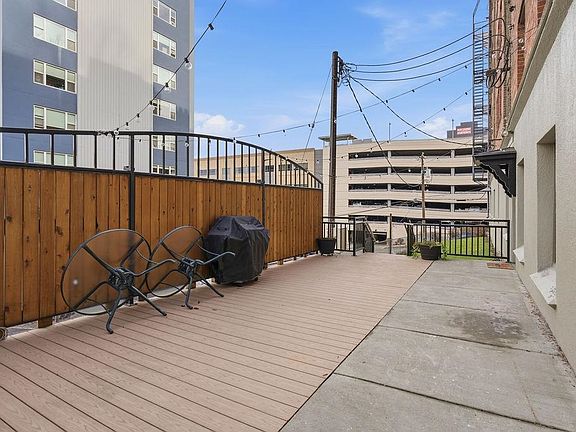 3rd image of 704 W 6th Ave APT 301