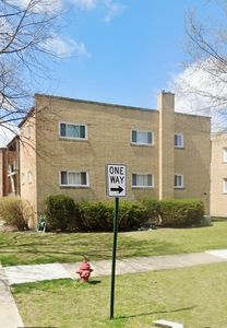 8300 Christiana Ave #2E, Skokie, IL, 60076