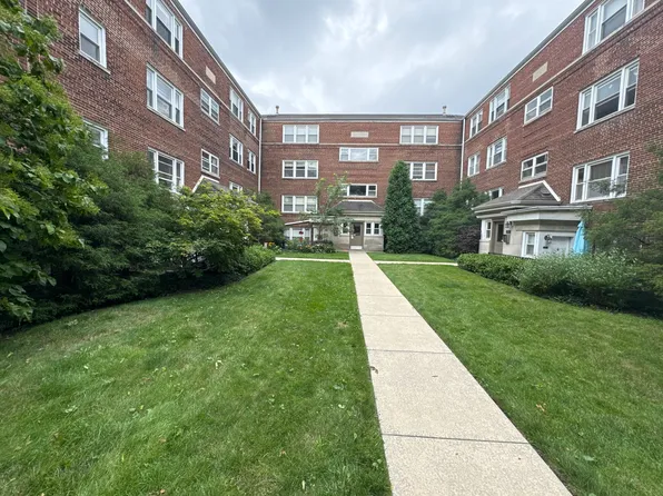 2925 W Summerdale Ave APT 2, Chicago, IL 60625