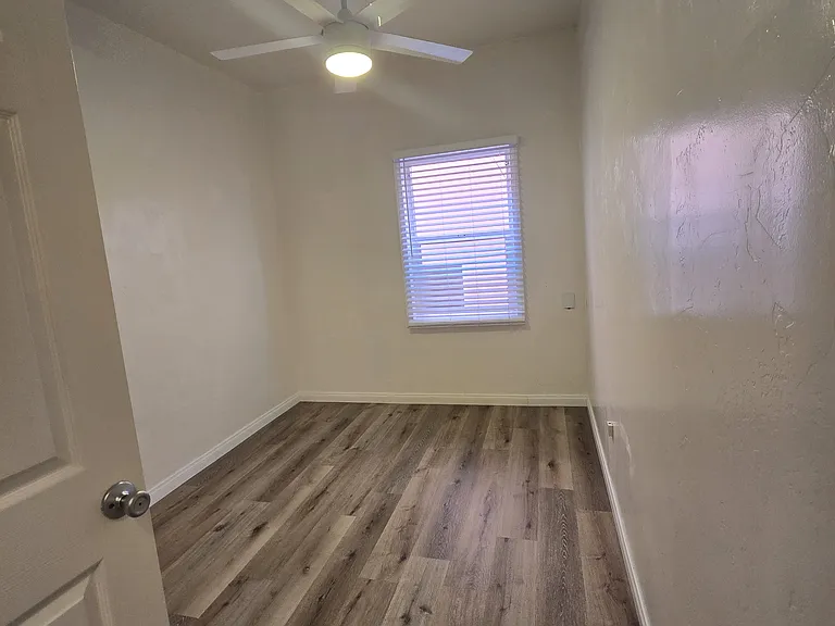 712 Santa Rita Pl #D — Photo 12