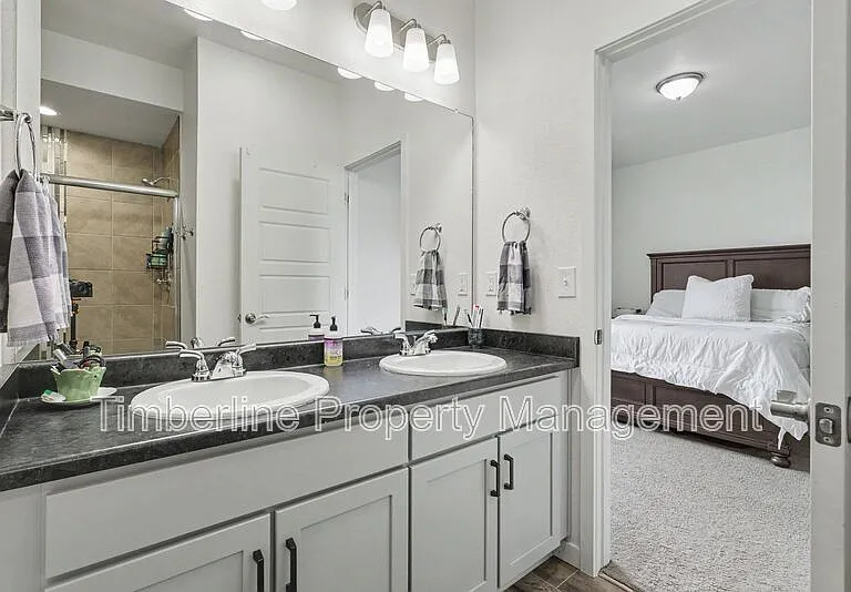 6020 Ashmore Ln — Photo 13
