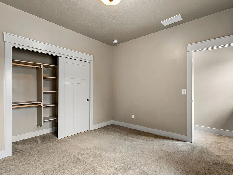 923 S Lone Willow Ave — Photo 24