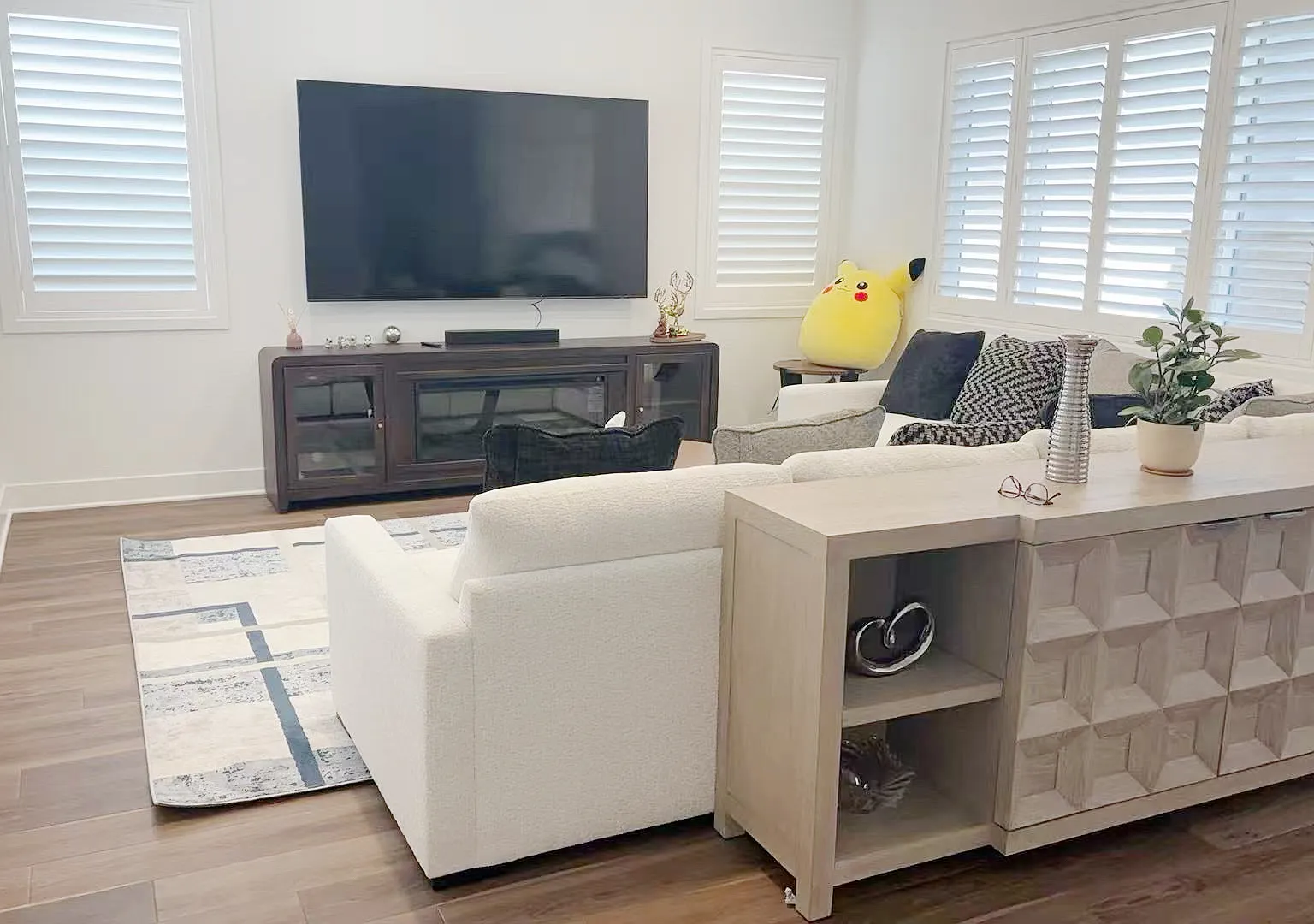 4 bed, 2955 sqft, $1,700 — Photo 3