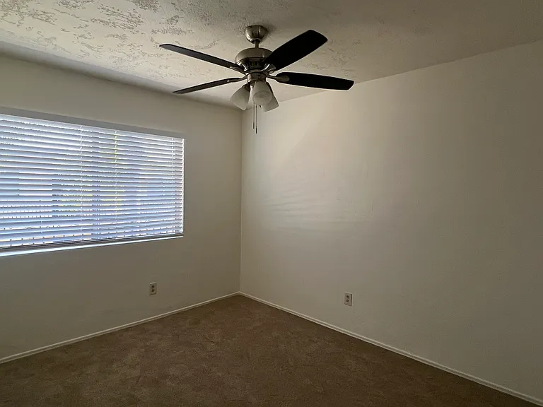 7555 Linda Vista Rd #31 — Photo 18