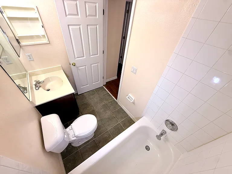 11652 Declaration Dr — Photo 33