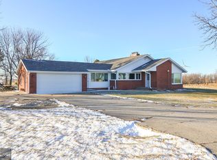 1608 Highway 85, Montezuma, IA 50171