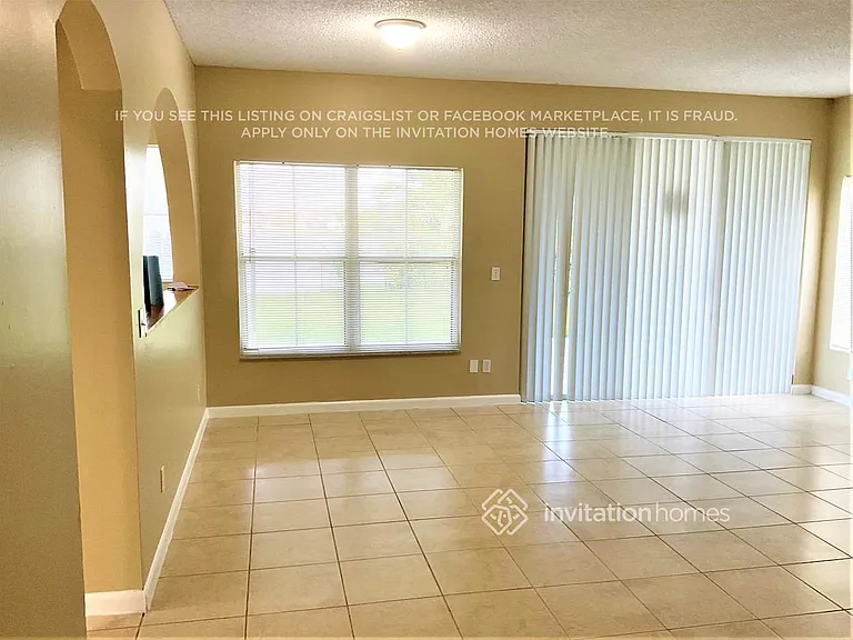 1912 NW 184th Way — Photo 9