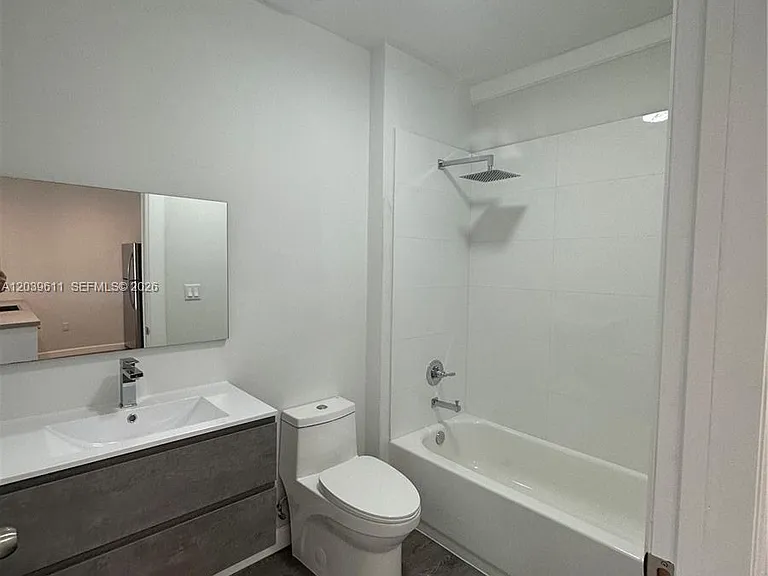 2311 NW 22nd Ave #206 — Photo 11
