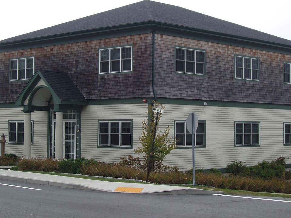 47 Valley Rd, Middletown, RI 02842 Zillow