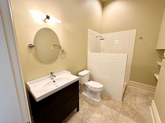 5th image of 307 N Pearl St APT 203