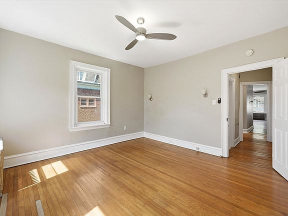 3rd image of 506 W Harvey St Floor 2
