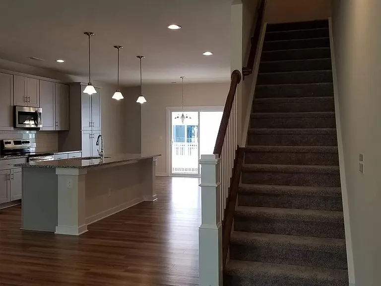 1024 Sharon Towns Dr — Photo 6