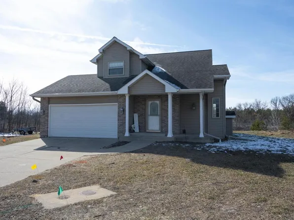 710 Valley View Court, Necedah, WI 54646