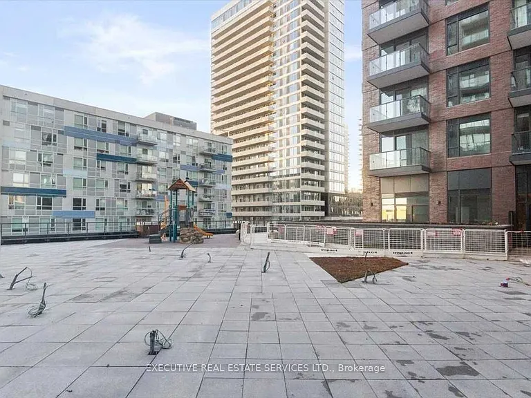 35 Tubman Ave #413 — Photo 2