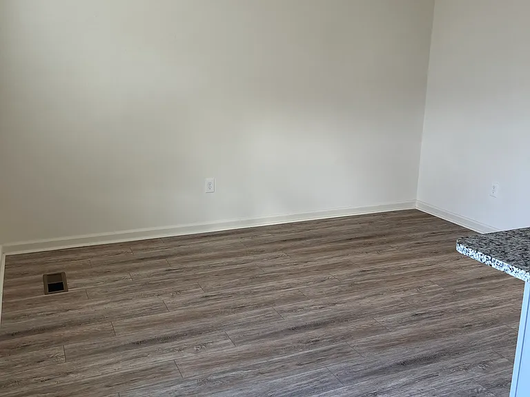 313 Ashby Commons Dr — Photo 26