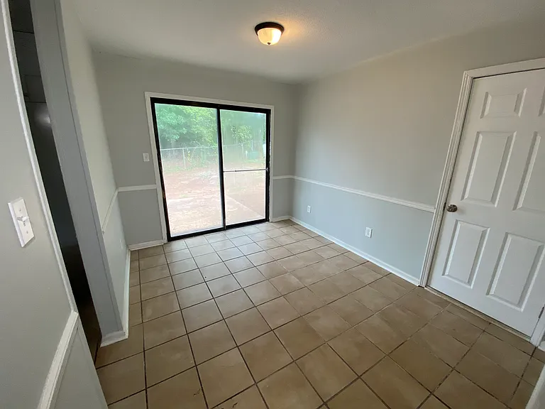 3901 Fair Oak Ln SW — Photo 5