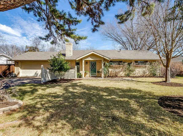 1219 John Reagan St, Benbrook, TX 76126