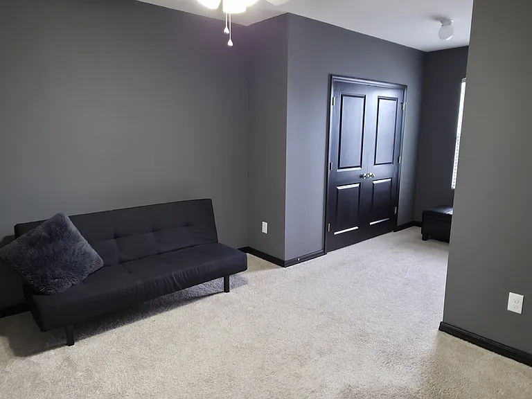 6920 Breezy Palm Dr — Photo 18