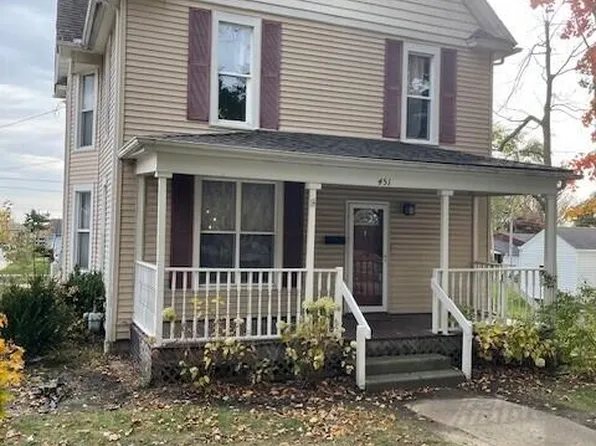 451 Chicago St, Valparaiso, IN 46385