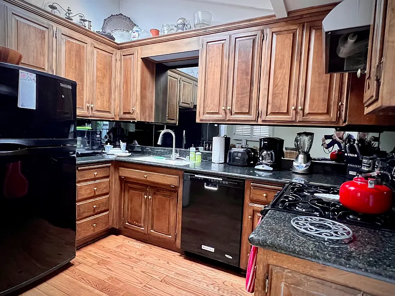 216 Onyx Ave — Photo 15