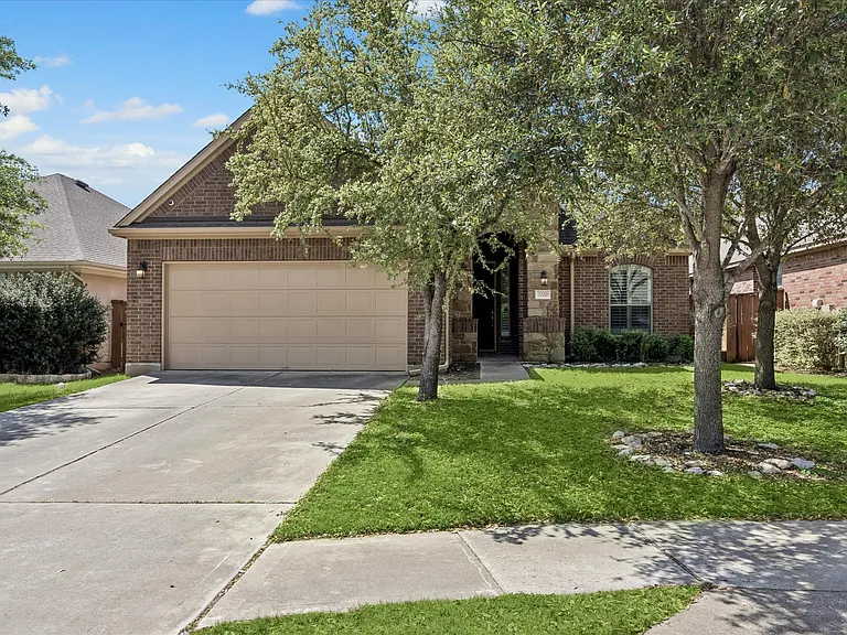 2220 Lookout Range Dr — Photo 3