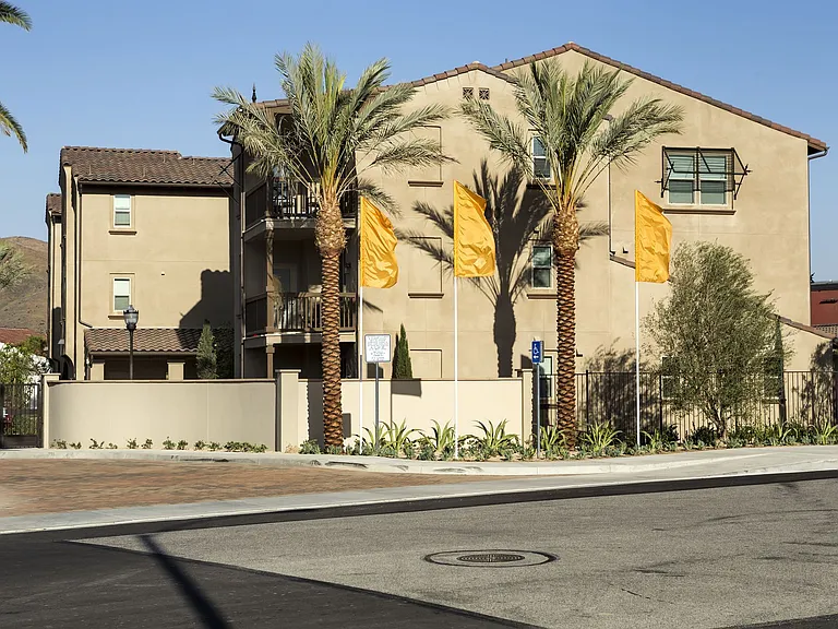 Montecito at Dos Lagos — Photo 16