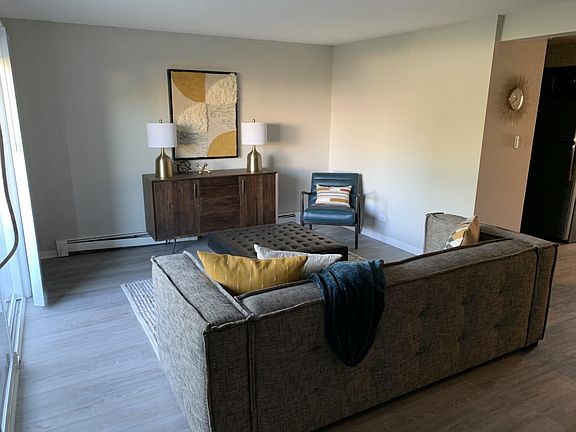 2nd image of 6719 Alpine Ln APT 2