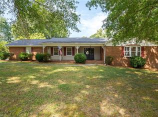 1701 Chesborough Rd, Winston Salem, NC 27127