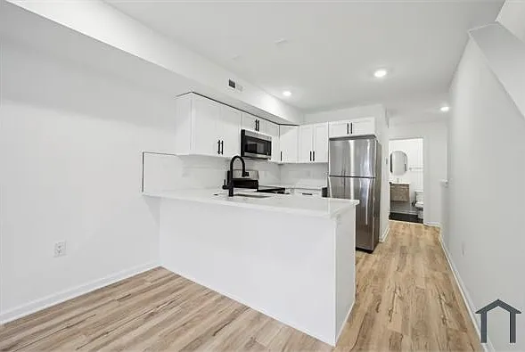 2135 N 9th St #2 — Photo 8