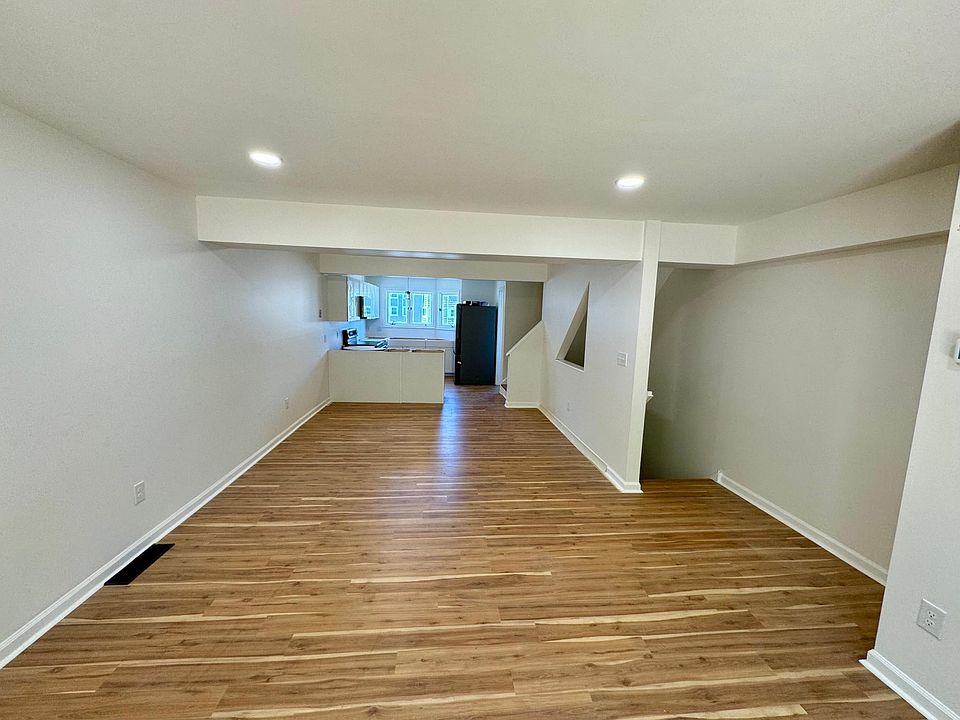 1655 N Colony Rd Meriden CT Zillow