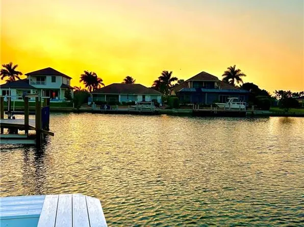1775 Waterfall CT, MARCO ISLAND, FL 34145